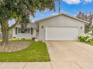 2510 Clark Ave, Marion, IA 52302