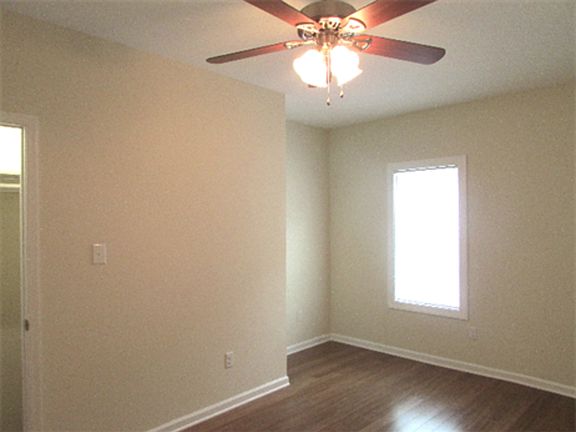 5th image of 1809 Moore St #1809WMOORE
