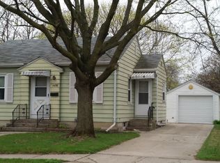 1458 N Hampshire Ave, Mason City, IA 50401