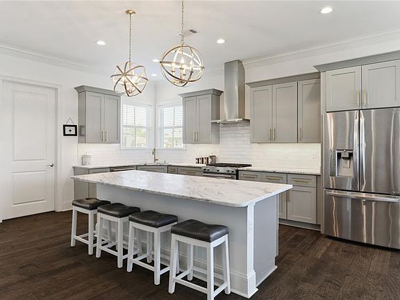 5th image of 3905 Dominique Dr