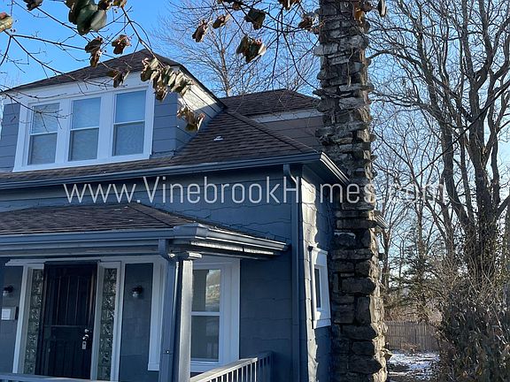 2nd image of 8309 E Gregory Blvd