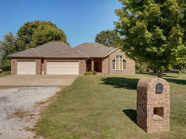 1107 Laura Drive, Nixa, MO 65714