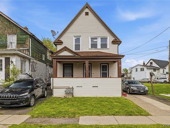 2nd image of 25 Parkridge Ave