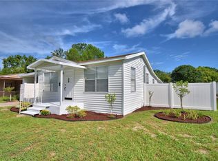 105 Rose St, Auburndale, FL 33823