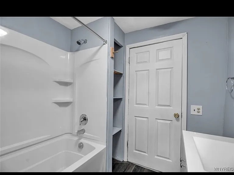 116 Goethe St #2 — Photo 8