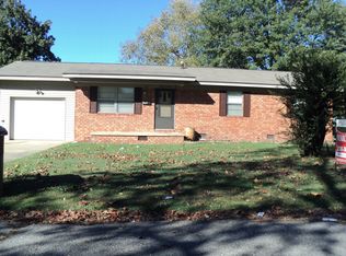 202 Mildred Dr E, Wynne, AR 72396