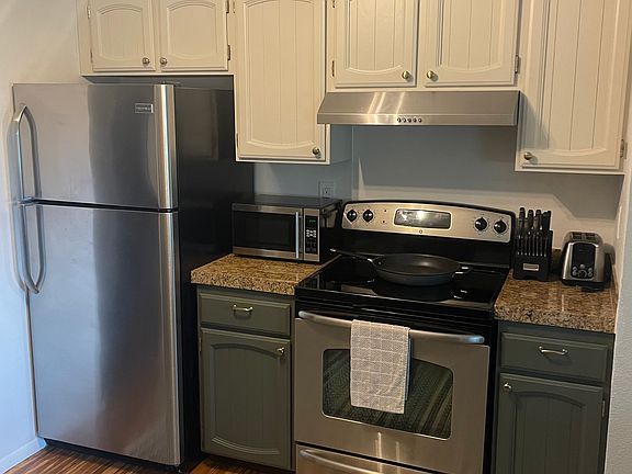 2nd image of 755 Wapiti Dr