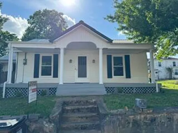1985 Thatchers Mill Rd, Paris, KY 40361