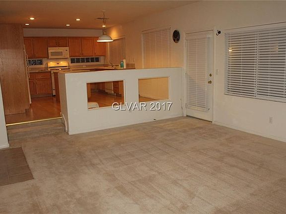 5th image of 9985 Prairie Dove Ave #0
