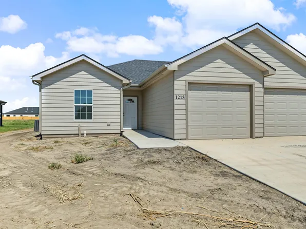 1213 Fountain Dr, Salina, KS 67401