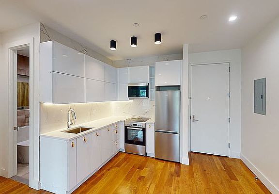 3rd image of 2561 Bedford Ave #3F