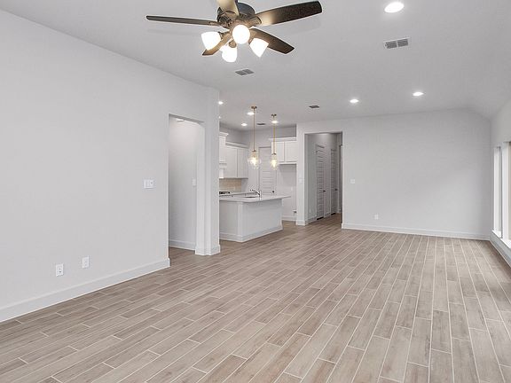 2nd image of 18722 Buttercup Farms Ln