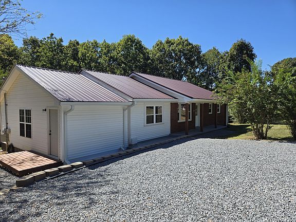 5th image of 237 Brazzle Rd
