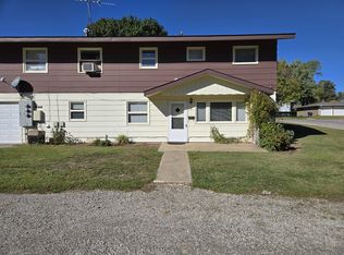 215 Independence St #3, Pella, IA 50219
