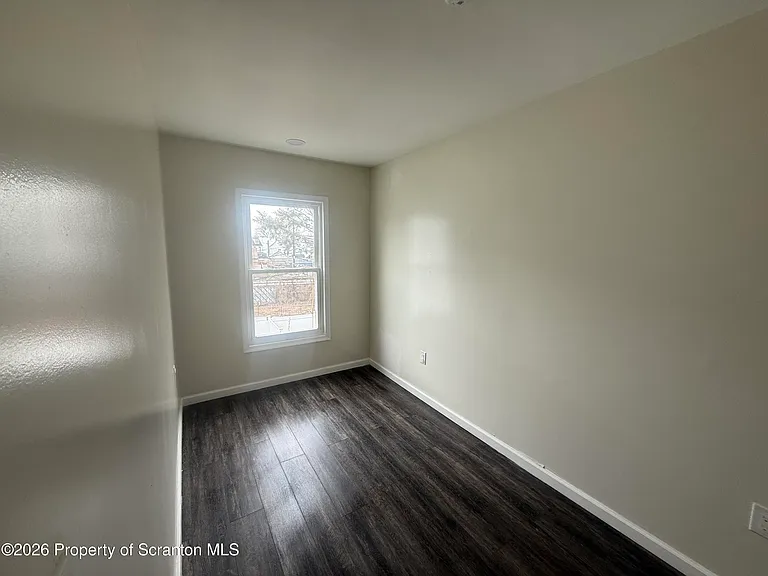 216 Horton St — Photo 8