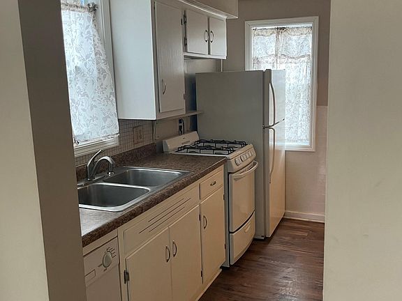 2nd image of 7145 Schneider Ave