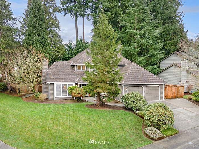 1st image of 2517 161st St SE