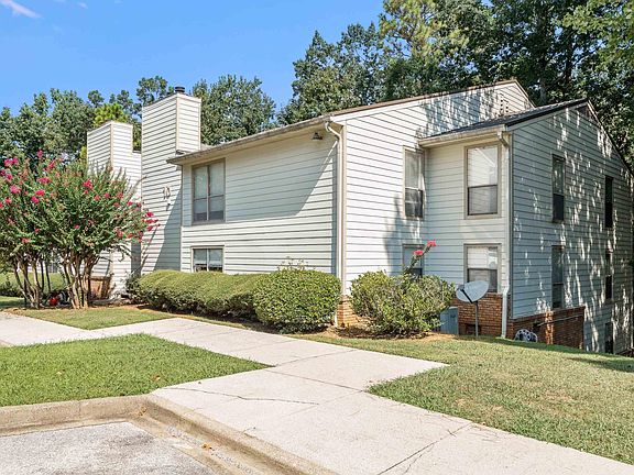 2nd image of 1008 Gables Dr