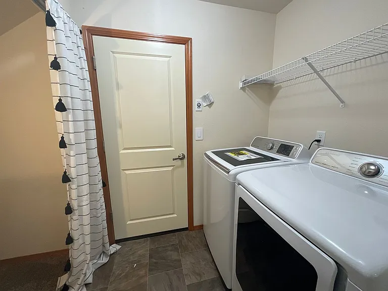 4320 Sumac Ln — Photo 6