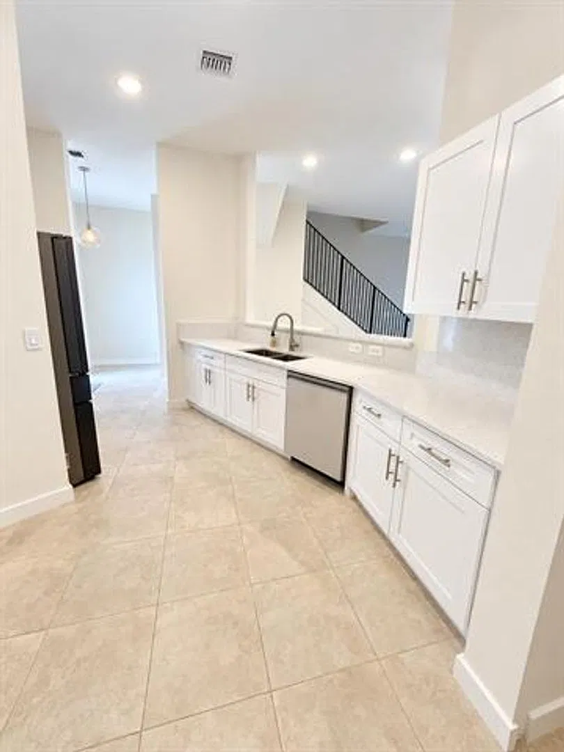 2931 SW 18th Terrace th 2931, Fort Lauderdale, FL 33315 — Photo 1