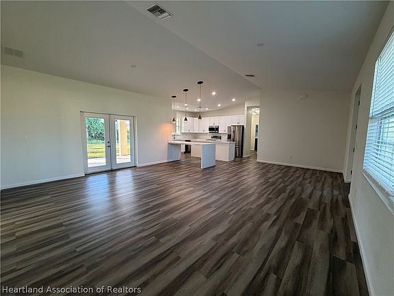 5th image of 4259 Cremona Dr