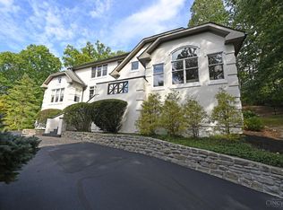 1184 Apple Hill Rd, Cincinnati, OH 45230