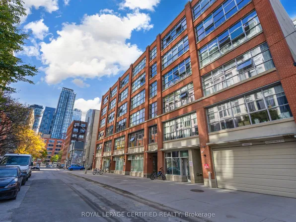 29 Camden St #603, Toronto, ON M5V 3N3