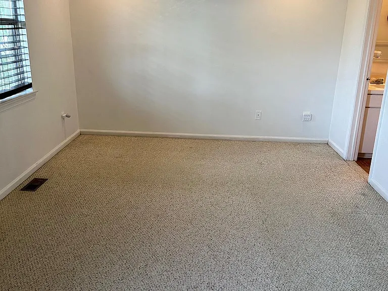 4002 Summer Hollow Ct #155A — Photo 16