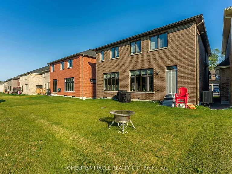 1429 Davis Loop — Photo 29