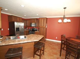 32 Valleydale Dr, Jackson, TN 38305