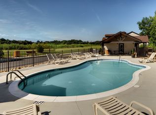 309 Stonewall Jackson Dr UNIT 4, Elizabethton, TN 37643