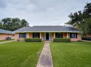 5230 Starkridge Dr, Houston, TX 77035