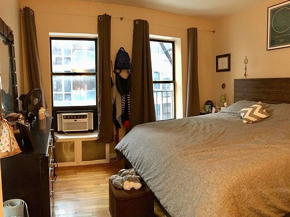 2nd image of 303 E 95th St #5D