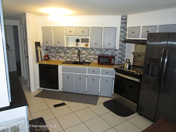 5th image of 14889 Rialto Ave Unit 3