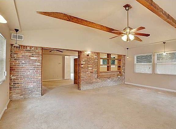 4th image of 2525 Comet St