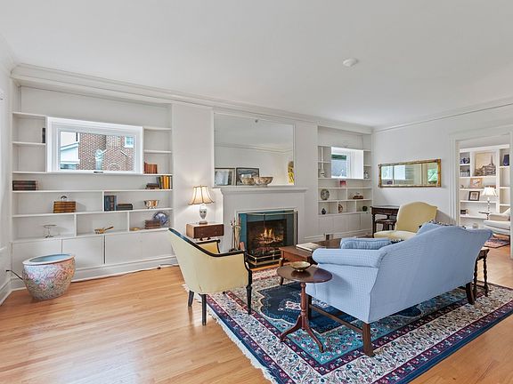 4th image of 4351 Grand Ave