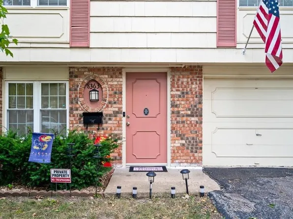 8363 Hadley St, Overland Park, KS 66212