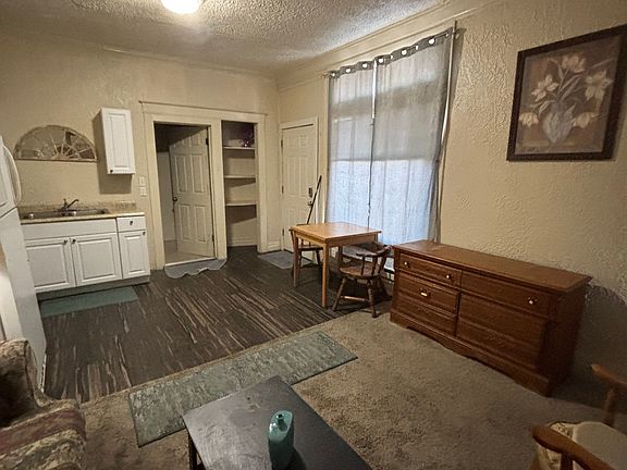 3rd image of 270 1st St