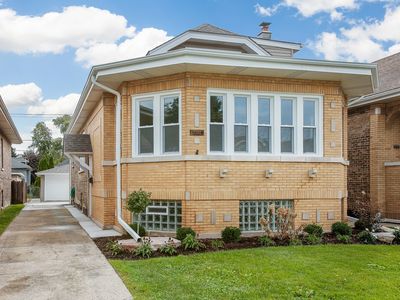 3721 Home Ave, Berwyn, IL, 60402