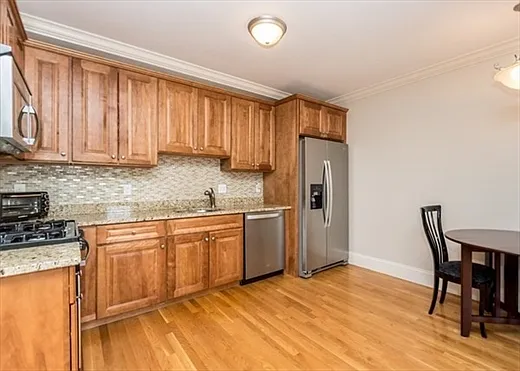 2 bed, 950 sqft, $2,800 — Photo 3