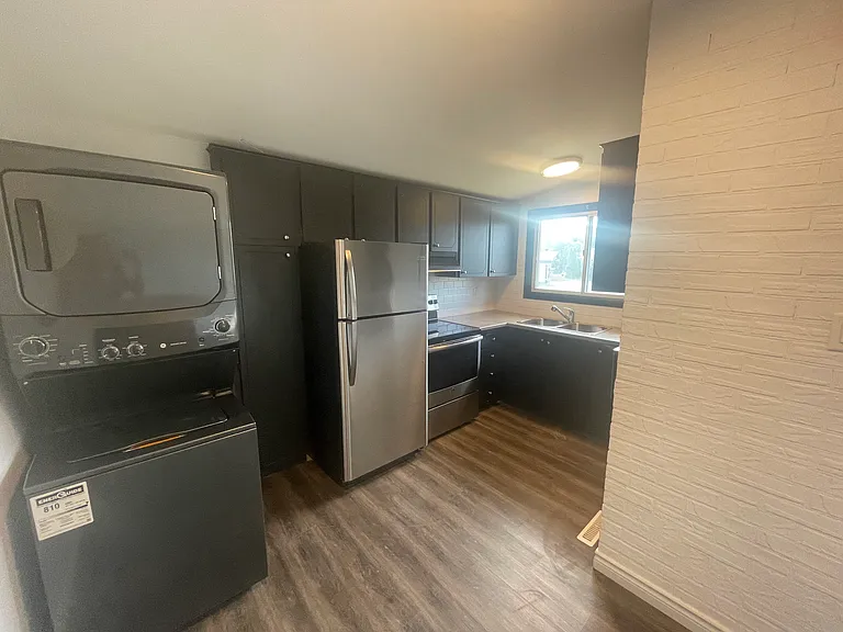 39 Lawfield Dr #1 — Photo 2