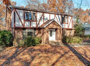 16347 N Briarwood Ct, Effingham, IL 62401