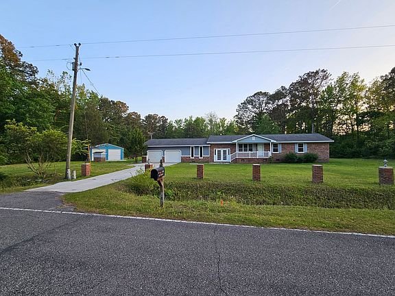 2nd image of 770 Harrison Creek Rd