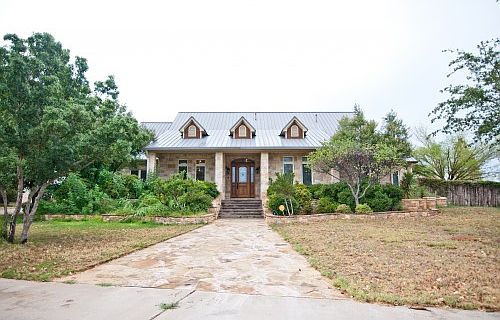 4th image of 3600 Cynthia Dr