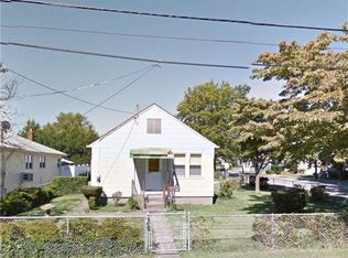 41 3rd St, Elmont, NY 11003