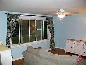 3rd image of 34 Plymouth Pl