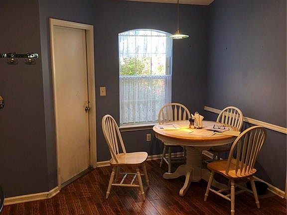 5th image of 1016 Isle Of Palms Ln