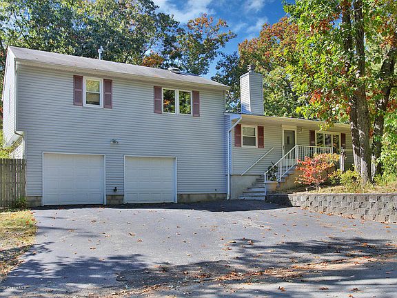 5th image of 14 Poplar St