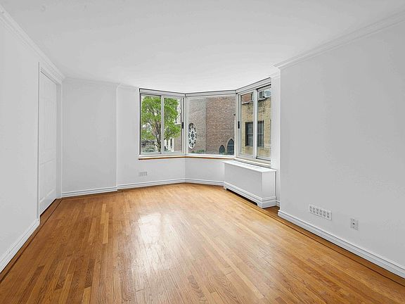 2nd image of 201 W 72nd St APT 3I