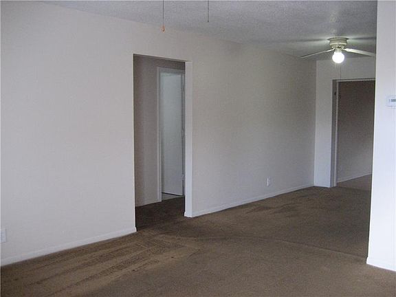 5th image of 1395 NW 67th Ave